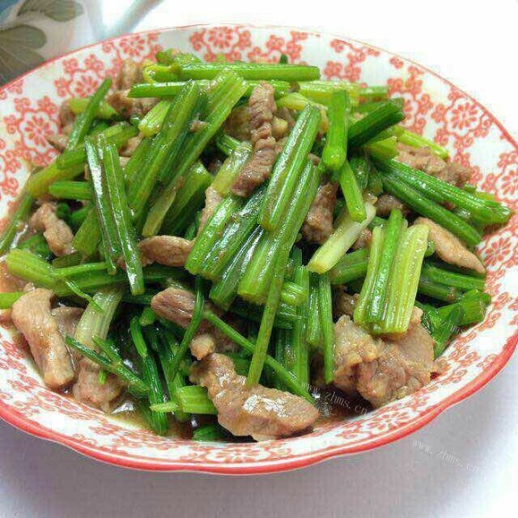 特下饭的芹菜炒肉