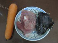 家常菜黑木耳炒肉丝做法图解1)