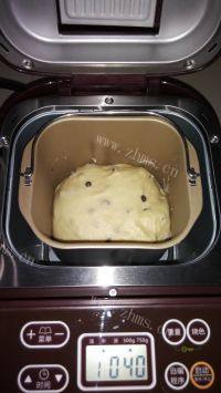 自制红豆面包做法图解9)