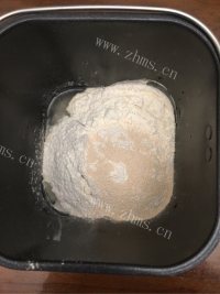 唇齿留香的全麦面包做法图解1)