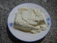 美味的鱼骨豆腐汤做法图解2)