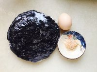 美味的紫菜虾皮蛋花汤做法图解1)