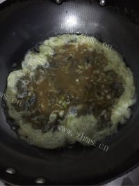 美味的牡蛎煎蛋做法图解4)