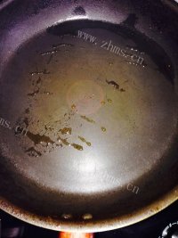 好吃的番茄蛋黄饼做法图解5)