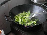 家常菜青椒鸡肉做法图解5)