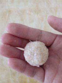 自制蛋白椰蓉球做法图解6)