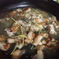 鱼腩焖豆腐做法图解6)