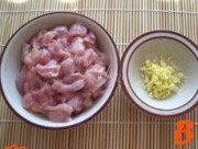 美味的鲜橙鸡丁做法图解1)