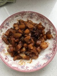 好吃的红烧土豆做法图解4)