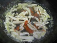 味道不错的青菜豆腐汤做法图解8)