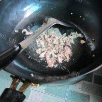 常吃不腻的四季豆炒肉做法图解4)