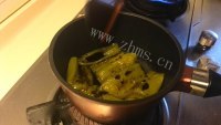 色香味俱全的油焖尖椒做法图解6)