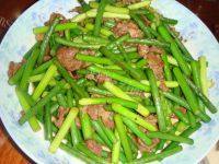 蒜苔炒肉（首发）