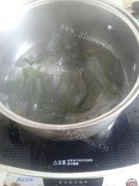 家常菜海带炖豆腐做法图解3)