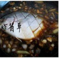 别致的红烧鲳鱼做法图解5)
