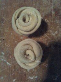 特色美食玫瑰花馒头