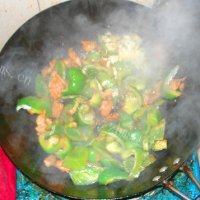「家庭版」青椒炒肉丝	