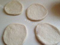 口感不错的豆沙烧饼做法图解5)