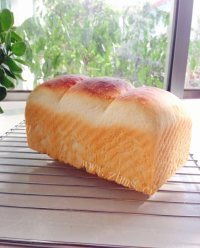热腾腾的炼奶吐司做法图解24)