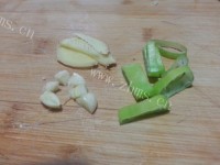 家常菜白萝卜炖肉做法图解4)