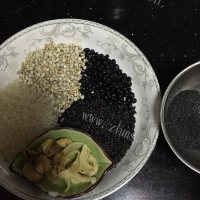 最爱的黑米粥做法图解1)