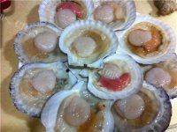 味道不错的蒜蓉粉丝蒸扇贝做法图解2)