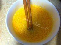 满口生香的西红柿蛋花汤做法图解2)