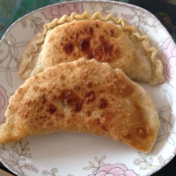 特色美食韭菜盒子