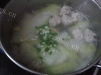 冬瓜肉丸汤做法图解10)