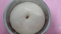 营养丰富的奶酥粒餐包做法图解5)