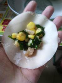 美味的玉米韭菜饺子做法图解6)
