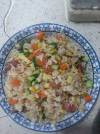 美味的什锦炒饭