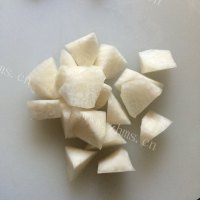 热腾腾的羊肉白萝卜汤做法图解4)