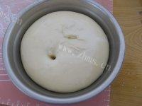 饱满的小餐包做法图解2)