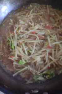 家常菜炒土豆丝做法图解6)