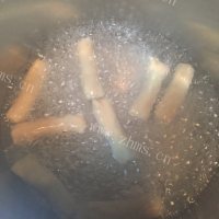 虾饺汤面做法图解3)