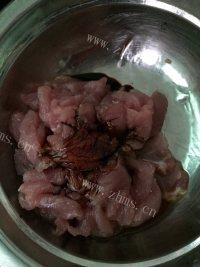 家常菜香菇山药炒肉片做法图解3)