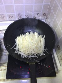 家常耗油金针菇做法图解3)
