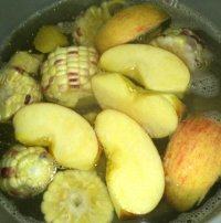 香甜的苹果鸡汤做法图解5)