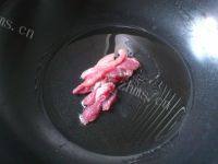 爱上洋葱炒肉做法图解3)
