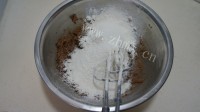 甜香酥脆的红糖核桃脆饼做法图解7)