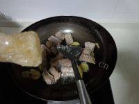 「美味可口」土豆烧排骨做法图解6)