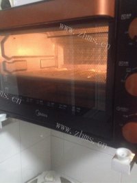 口感不错的牛奶排包做法图解12)