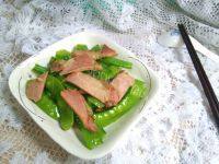 家常菜瘦肉炒荷兰豆