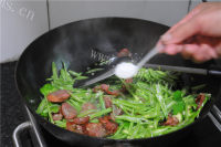 助消化的腊味四季豆做法图解4)