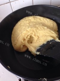 热腾腾的绿豆糕做法图解3)