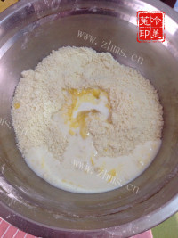 可口的蔓越莓梅花饼做法图解6)