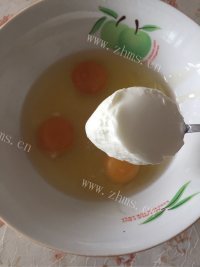 美味的鸡蛋布丁做法图解3)