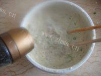 色泽不错的西葫芦虾仁鸡蛋饼做法图解6)