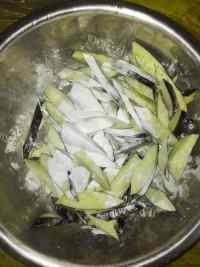 色香味浓的风味茄子做法图解3)